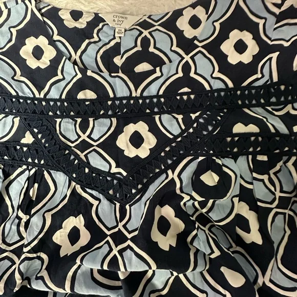 Crown & Ivy Blue and Black Geometric Blouse - Picture 9 of 11